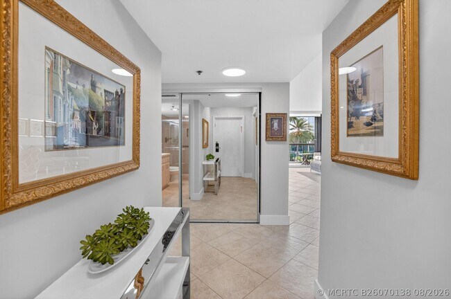 Building Photo - 4748 S Ocean Blvd