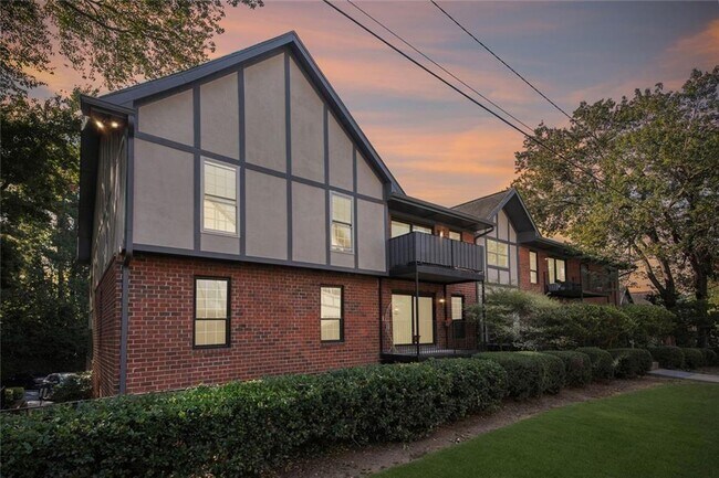Foto del edificio - 6851 Roswell Rd