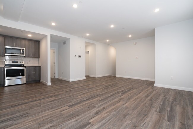 Foto del edificio - 1257 N Newkirk St