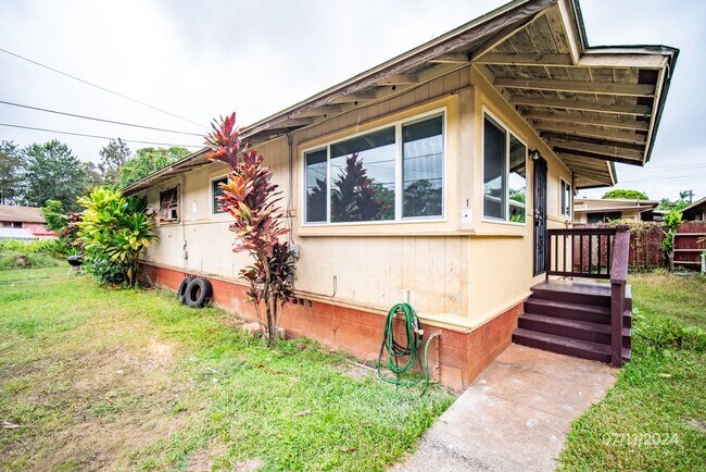 Foto del edificio - $1800 / 2BR – Approx  - 2br/1ba/Tandem pkg...