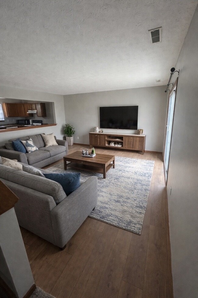 Family Room - 87-91 Coal Aly