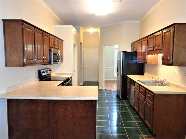 Foto del edificio - 6895 Clearpoint Dr