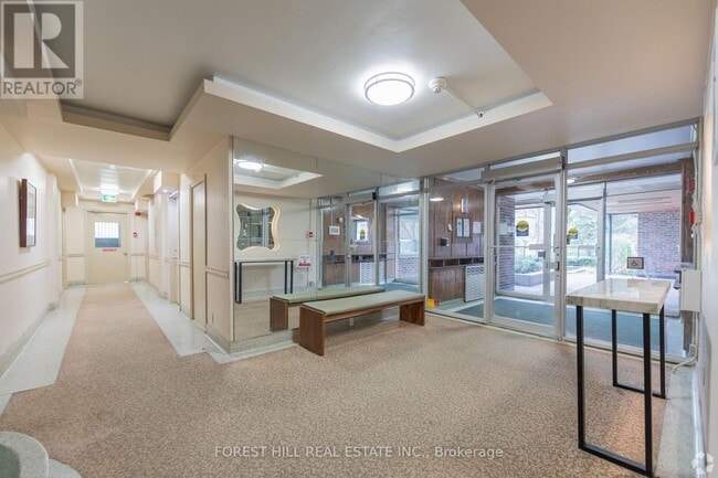Building Photo - 291 Avenue Rd