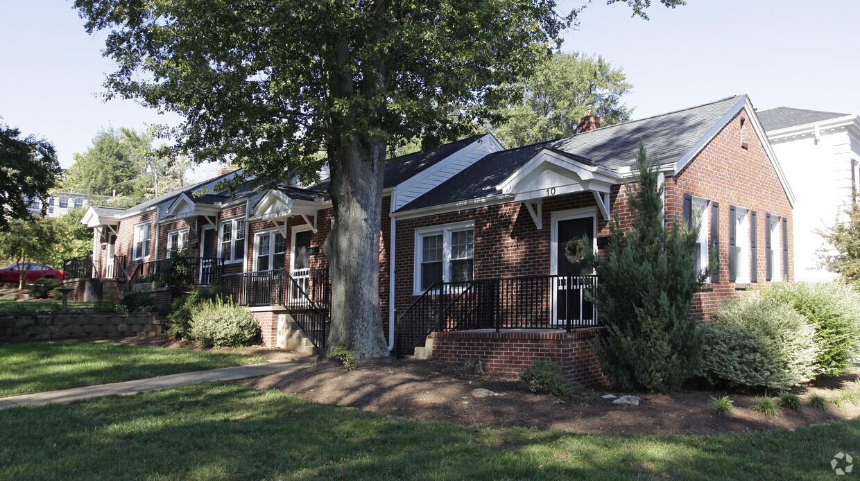 38 Southland Ave, Greenville, SC 29601 Apartments in Greenville, SC