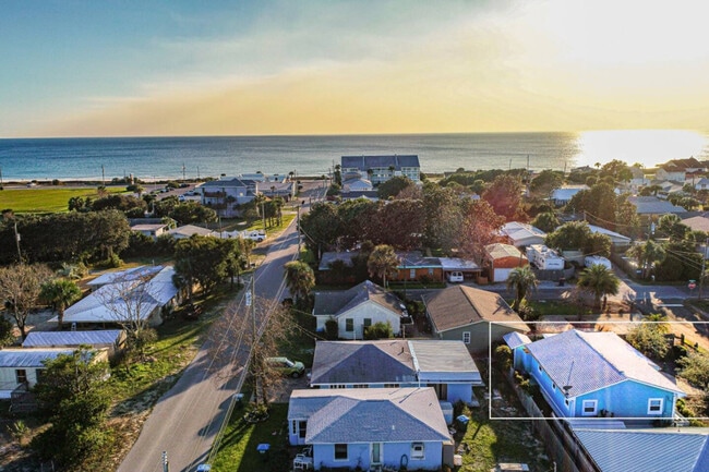 Foto del edificio - 202 Corto Pl