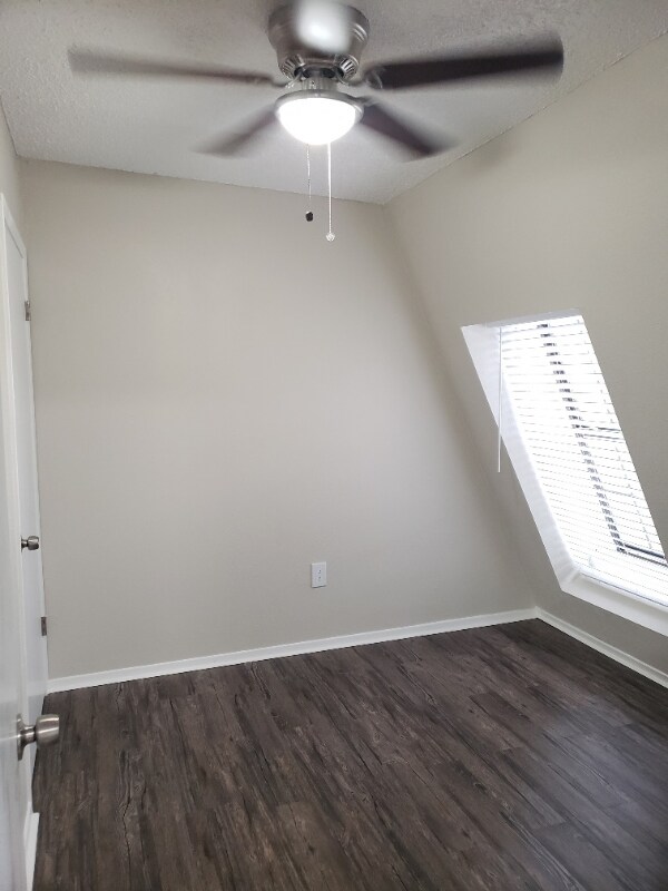 Foto del edificio - 928 Waco St