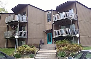 Building Photo - 247 Haywood Dr