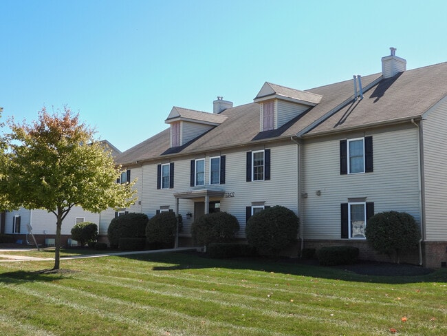 Exterior - Roachton Flats