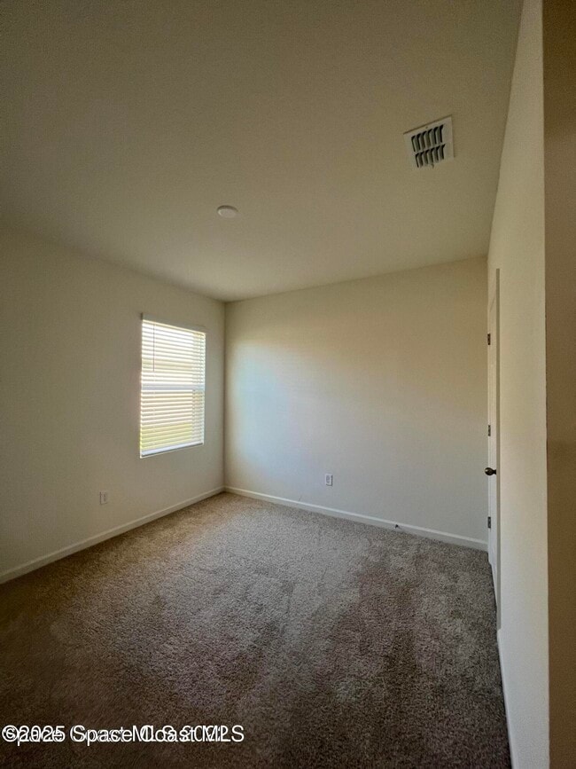 Building Photo - 7459 Tourmaline Dr