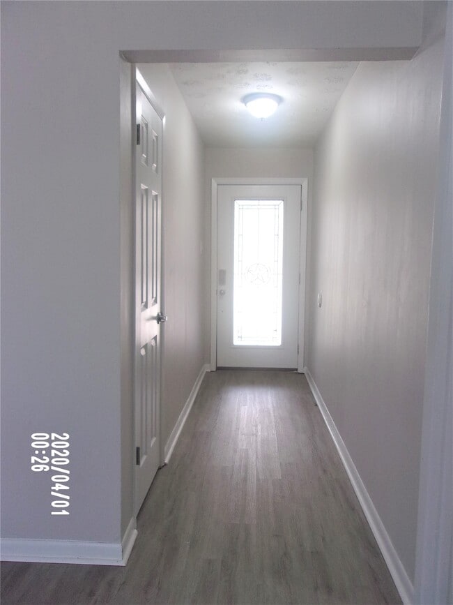 Building Photo - 2015 Cannonade Dr