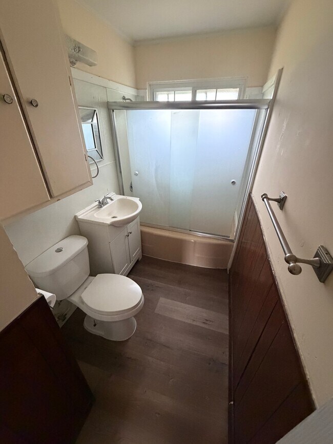 Foto del edificio - 1345 N 75th E Ave