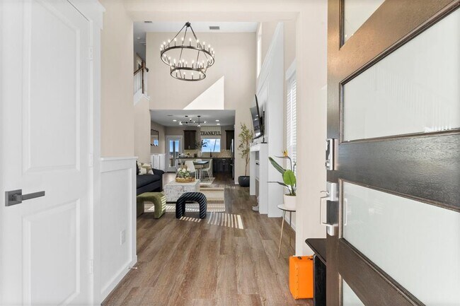 Building Photo - 12650 Alta Vista