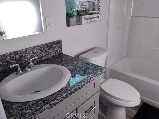 Building Photo - 1901 N Grape Ave