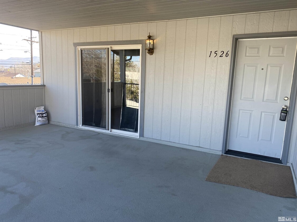 1526 G St, Sparks, NV 89431 Townhome Rentals in Sparks NV