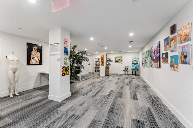 Foto del edificio - 111 SE 1st Ave