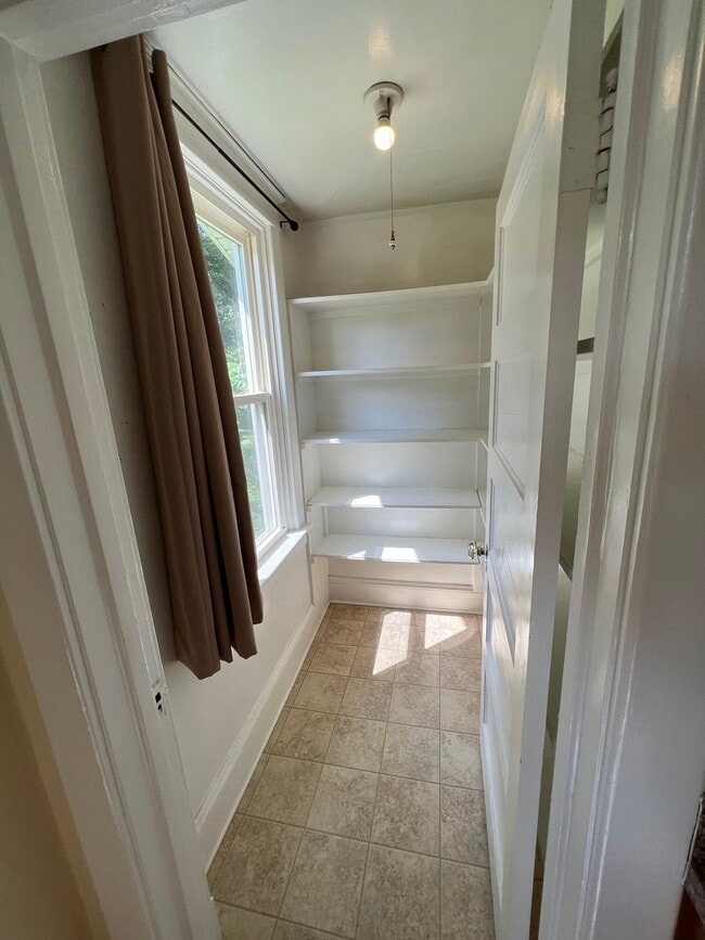 Building Photo - 534 Monkton Rd