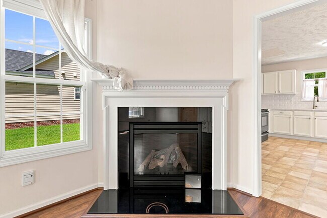 Foto del edificio - 4906 Yorkchester Dr