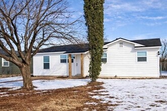 Building Photo - 5410 Laguna Dr