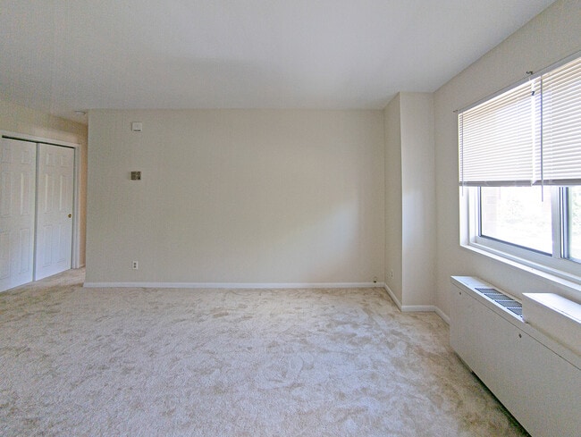 Building Photo - 4313 Knox Rd