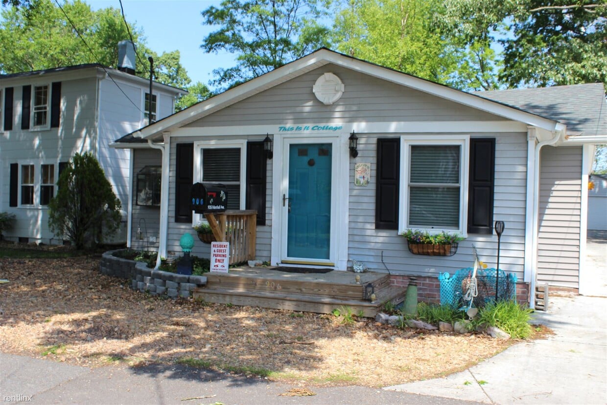 Primary Photo - 3 br, 2 bath House - 906 Marshall Ave