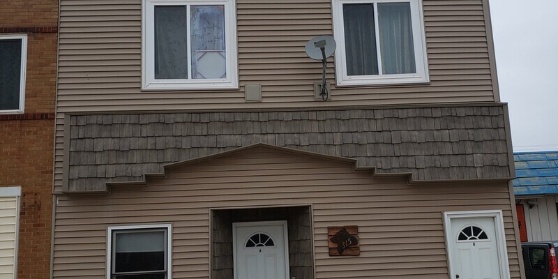 Primary Photo - 2nd Street Duplex