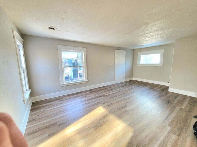 Foto del edificio - 424 Poplar St