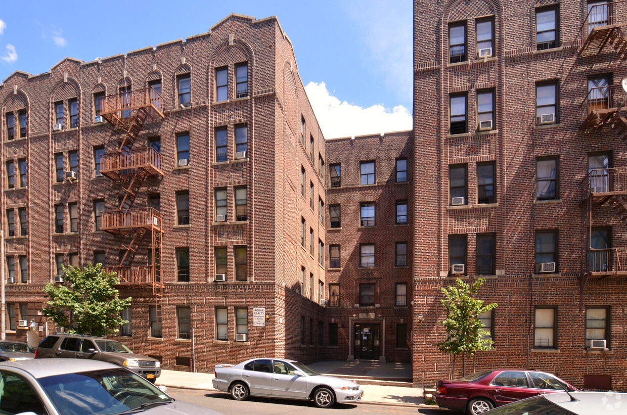 Building Photo - 1562-1580 Thieriot Ave