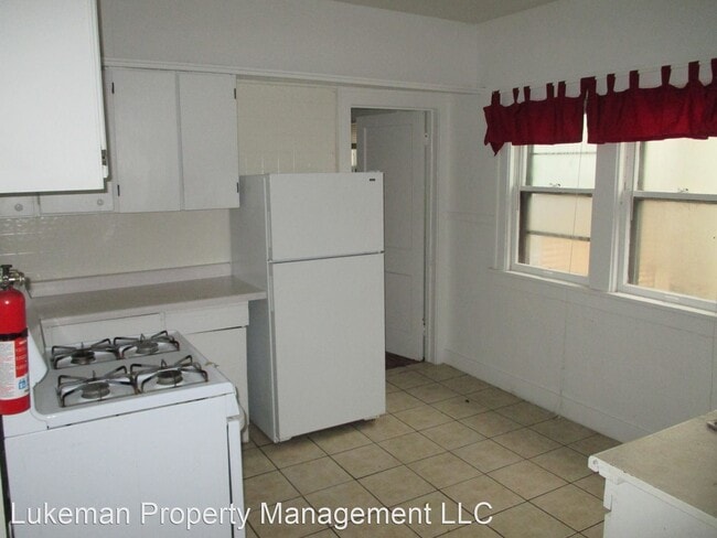 Building Photo - 4 br, 2 bath House - 601 S Park St