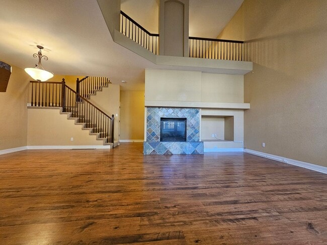 Photo - Stunning Townhouse in the desirable Watermark