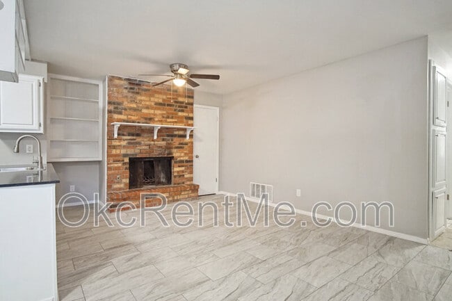 Foto del edificio - 502 Peppertree Ln