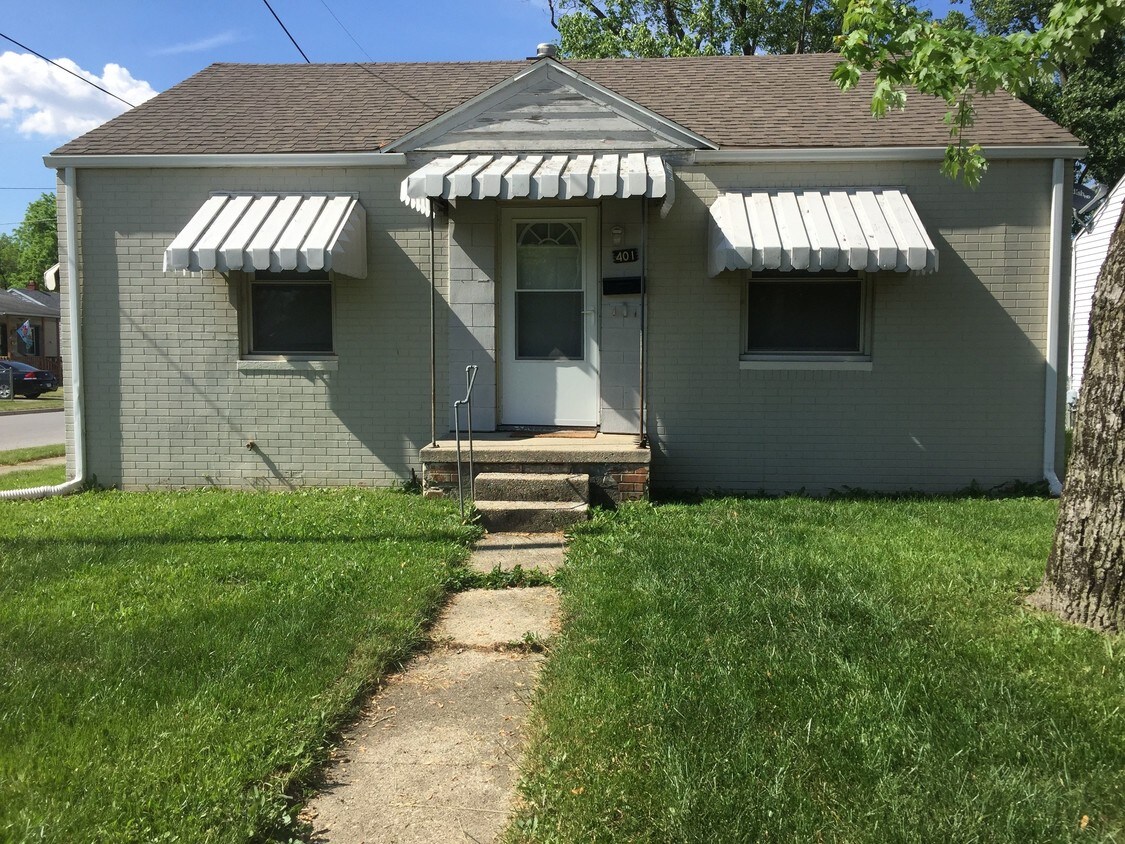 Primary Photo - 401 E 4th St