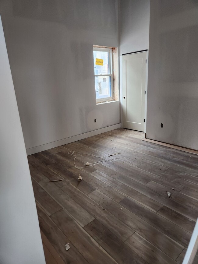 Building Photo - Historic Rehab in Panora