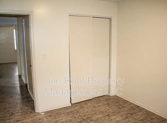 Foto del edificio - 5308 Ditzler Ave