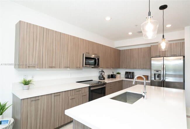 Foto del edificio - 4640 NW 84th Ave