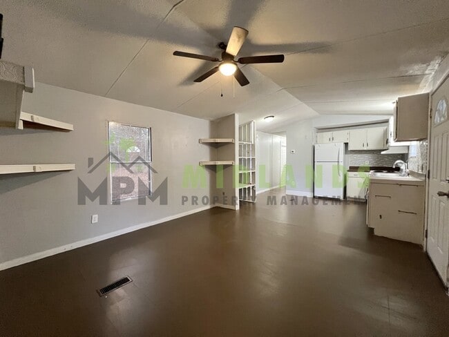 Building Photo - 240 Rister Rd