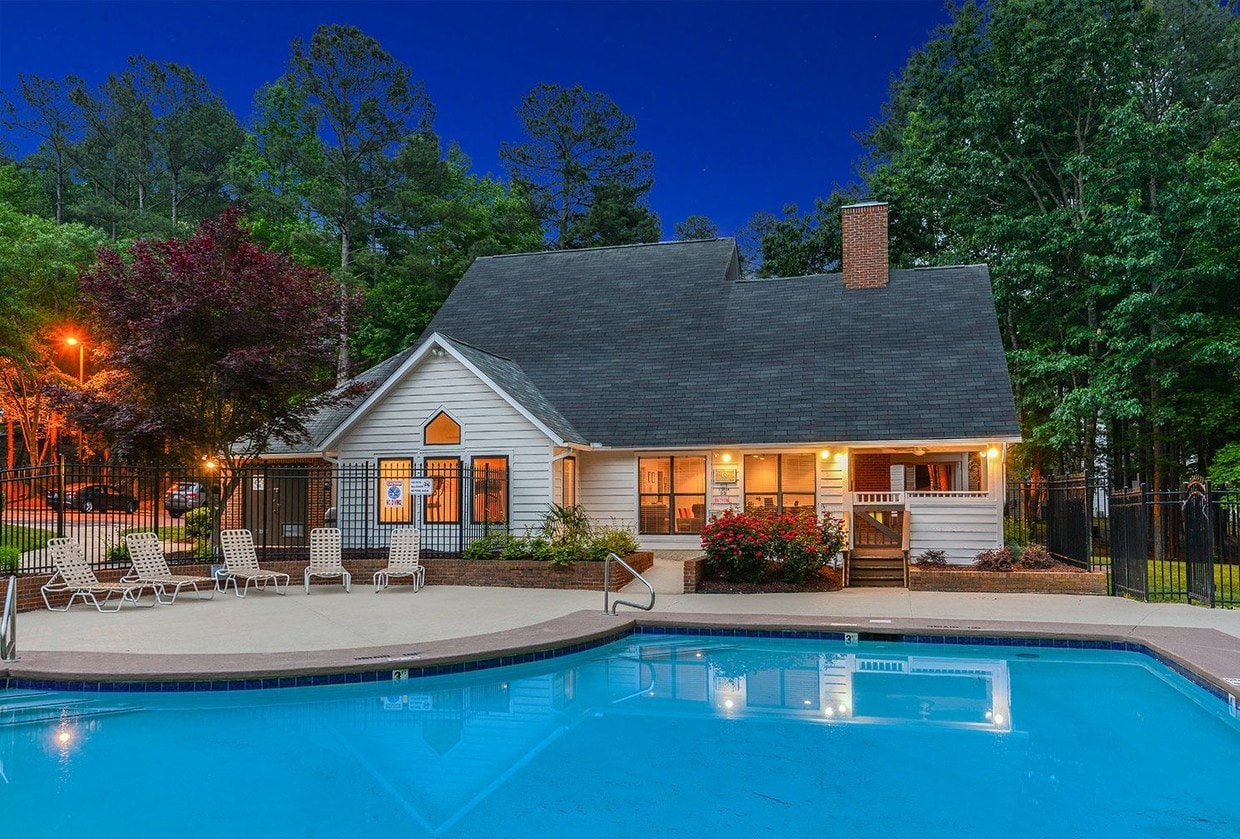 Edgewater on Lake Lynn Apartments Raleigh, NC