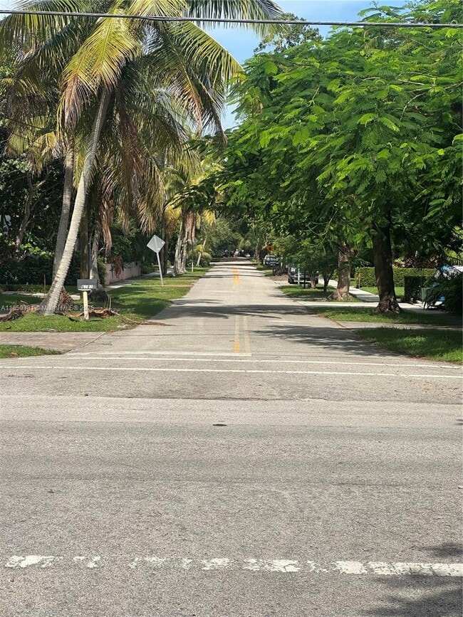 Foto del edificio - 6230 SW 49th St
