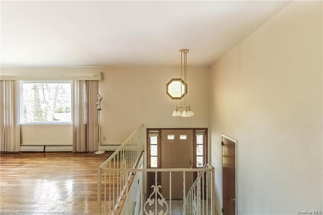 Building Photo - 378 NY-306