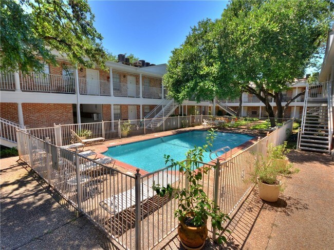 1240 Barton Hills Dr Unit 110, Austin, TX 78704 Condo