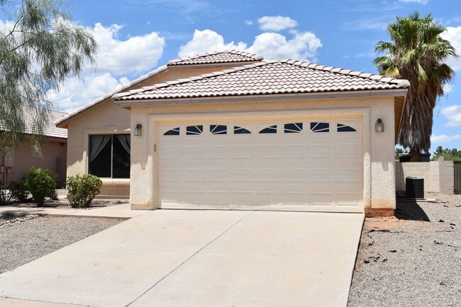 Foto del edificio - 2112 Calle Sabo