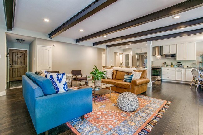 Foto del edificio - 105 Shadywood Ln