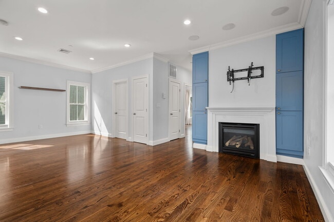 Building Photo - 74 Brookley Rd