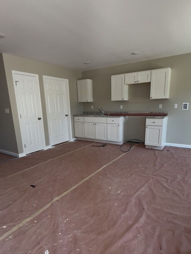 Building Photo - WillowWood Estates