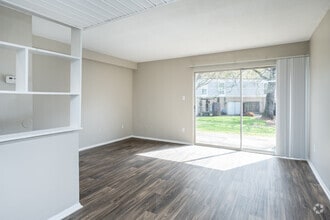 Interior Photo - 100 Regency at Clemson