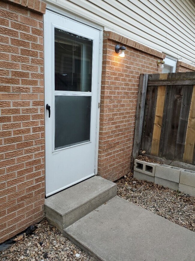Foto del edificio - 619-621 Parker St