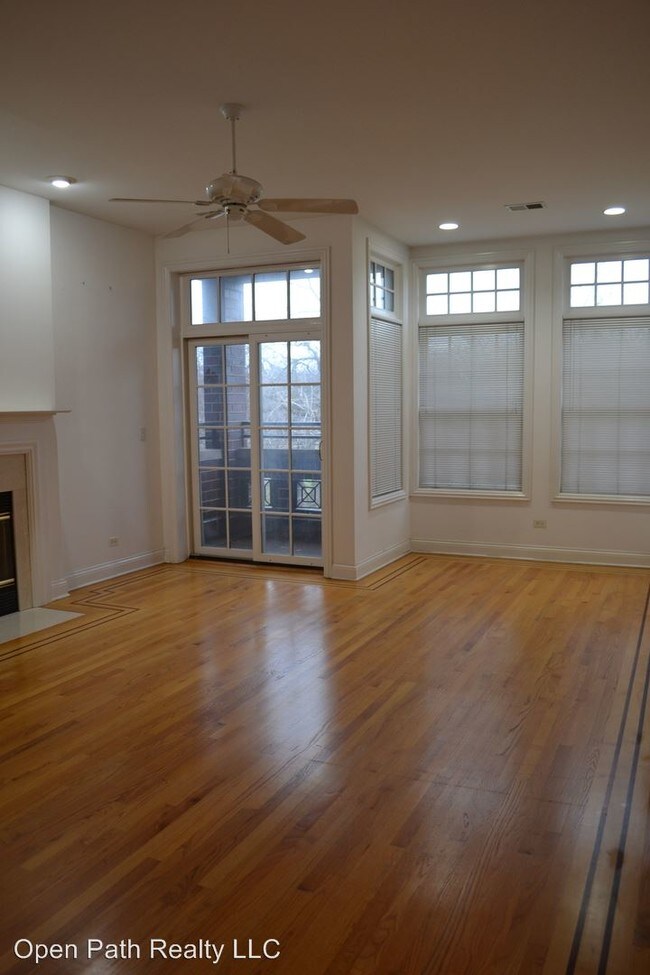 Foto del edificio - 3838 N Clark St