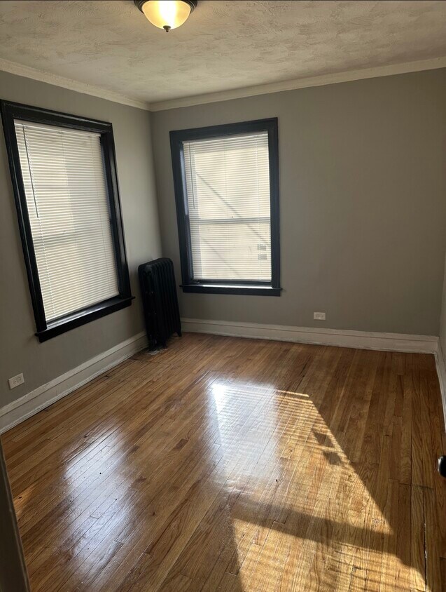 Foto del edificio - 7948 S Drexel Ave