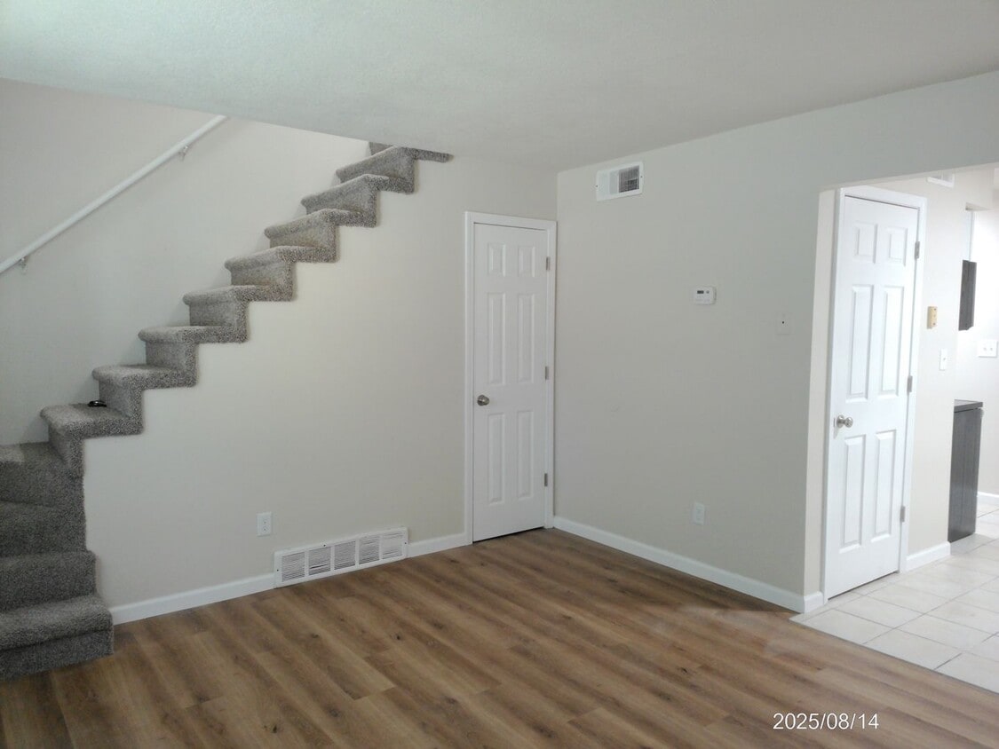 Foto principal - 713 N 6th St