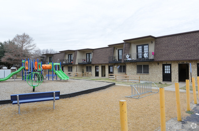 Playground - Atrium Gardens