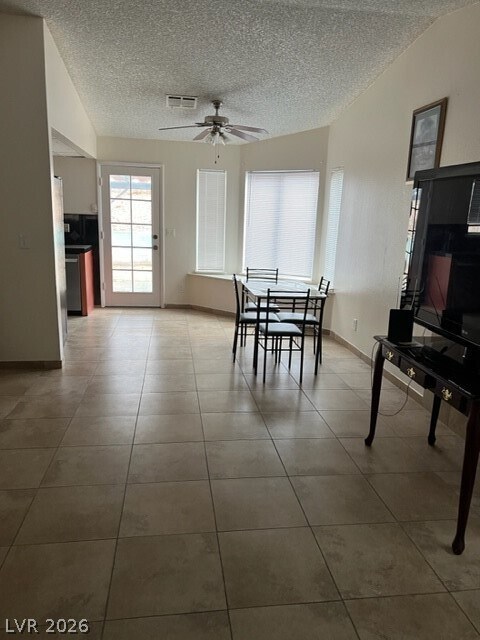 Foto del edificio - 2274 Sabroso St